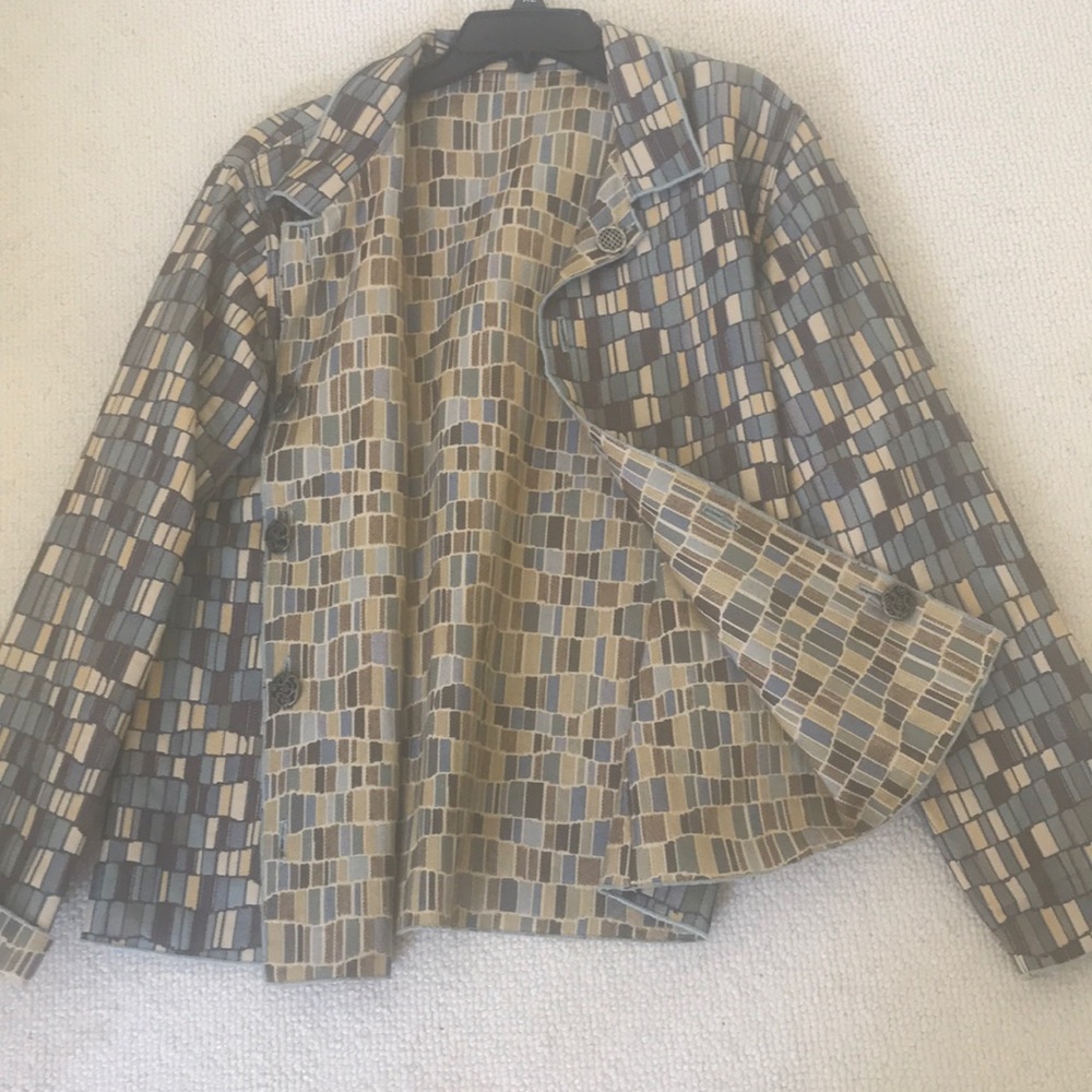 Woman’s Reversible Jacket. Excellent Condition. - image 1